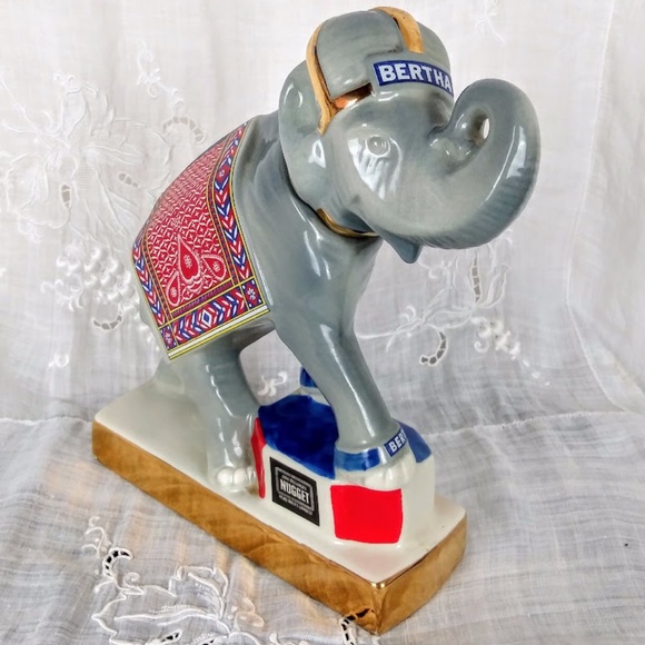 🎊H.P. Vintage “Bertha" Decanter Collectible - Picture 7 of 14